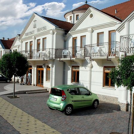 Ametiszt Hotel Harkány Extérieur photo